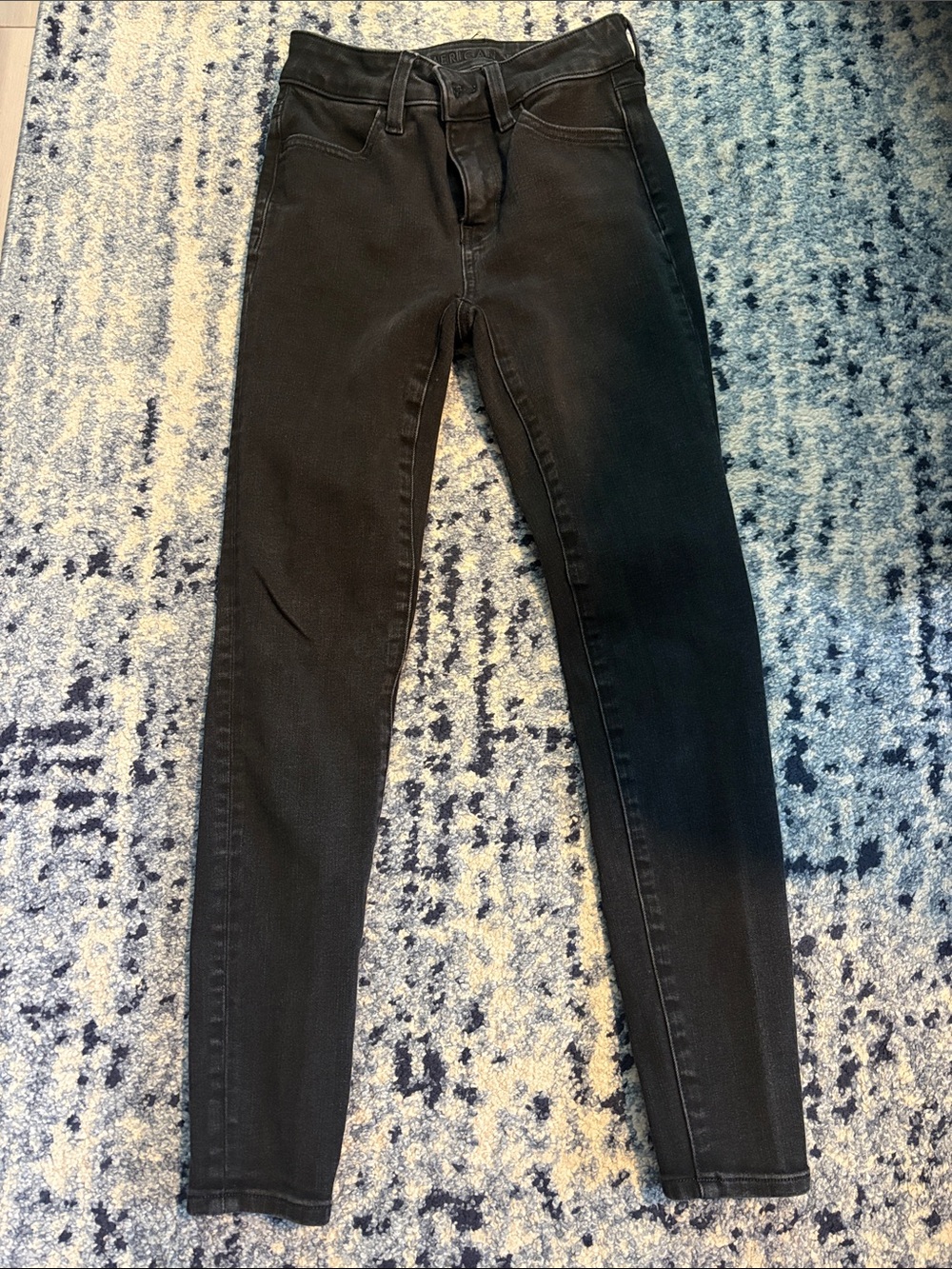 American Eagle Outfitters Black High-Rise Skinny Jeans